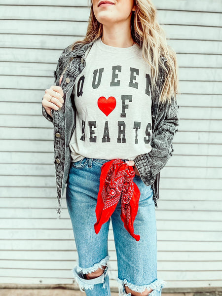 Queen of Hearts Tee